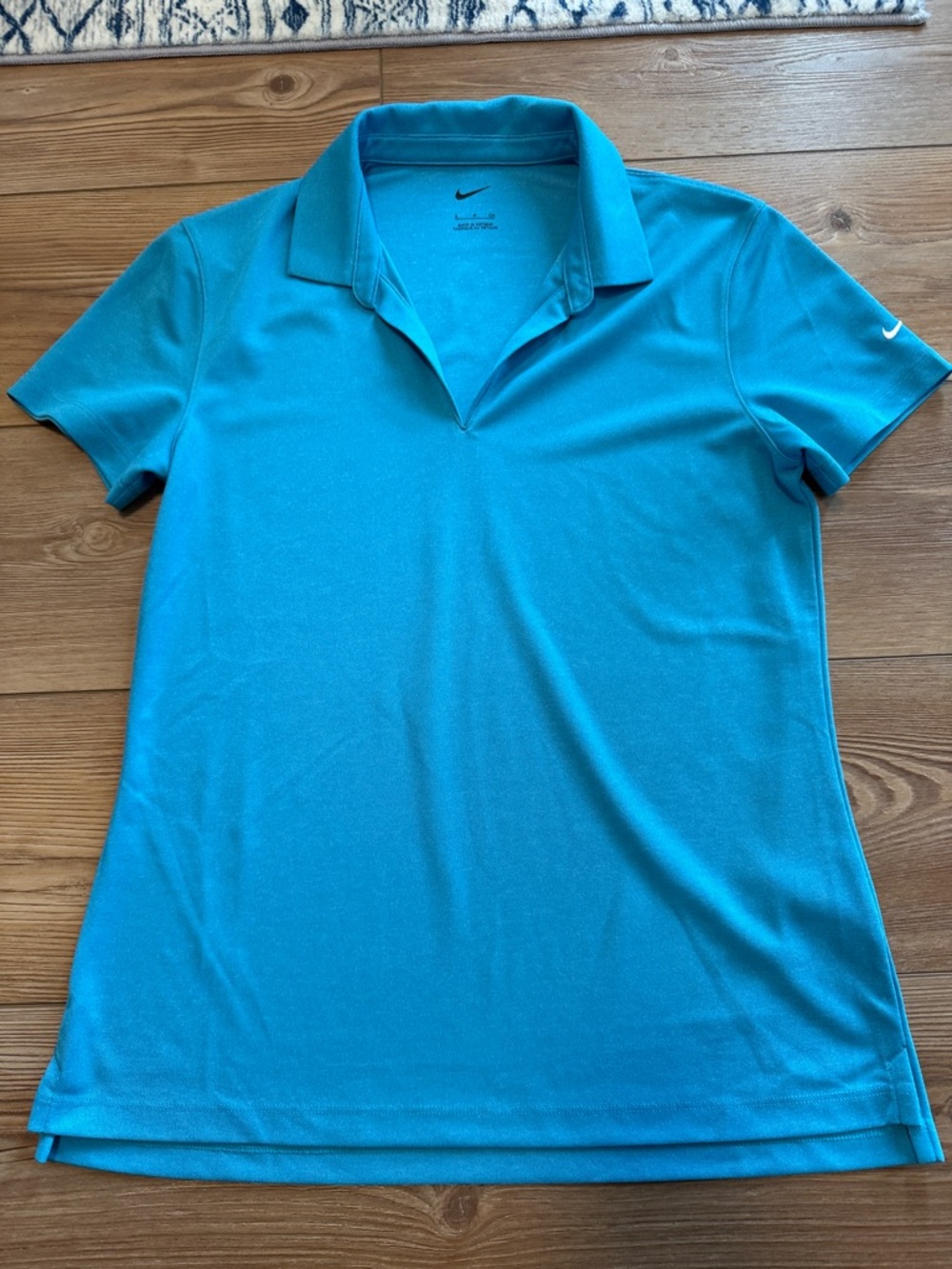 Nike women’s golf Turquoise Short-Sleeve Polo